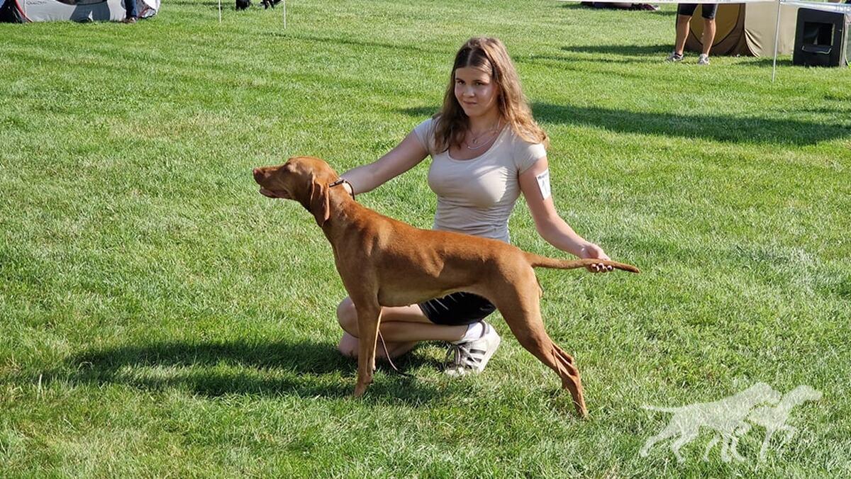 Babett Cabama Crazy Hunter
