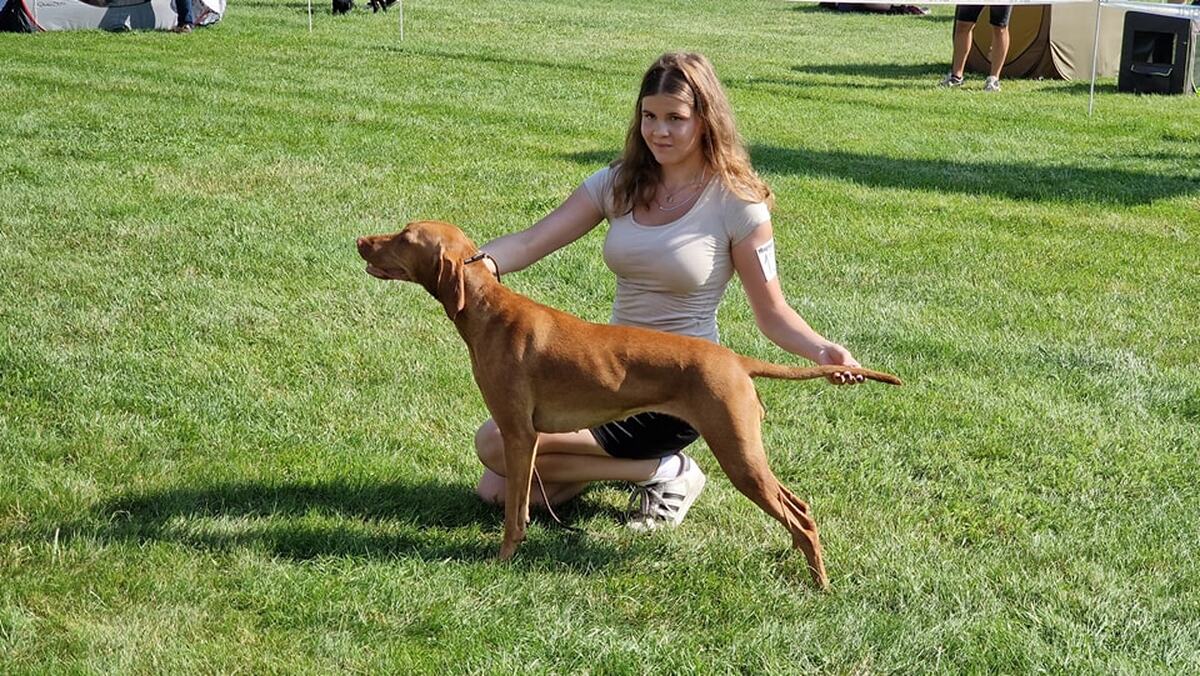 Babett Cabama Crazy Hunter