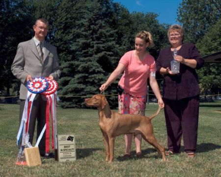 Image of Kivalo Elso Piros Baron